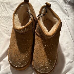 Brown adult Shoes with Sparkling Accents